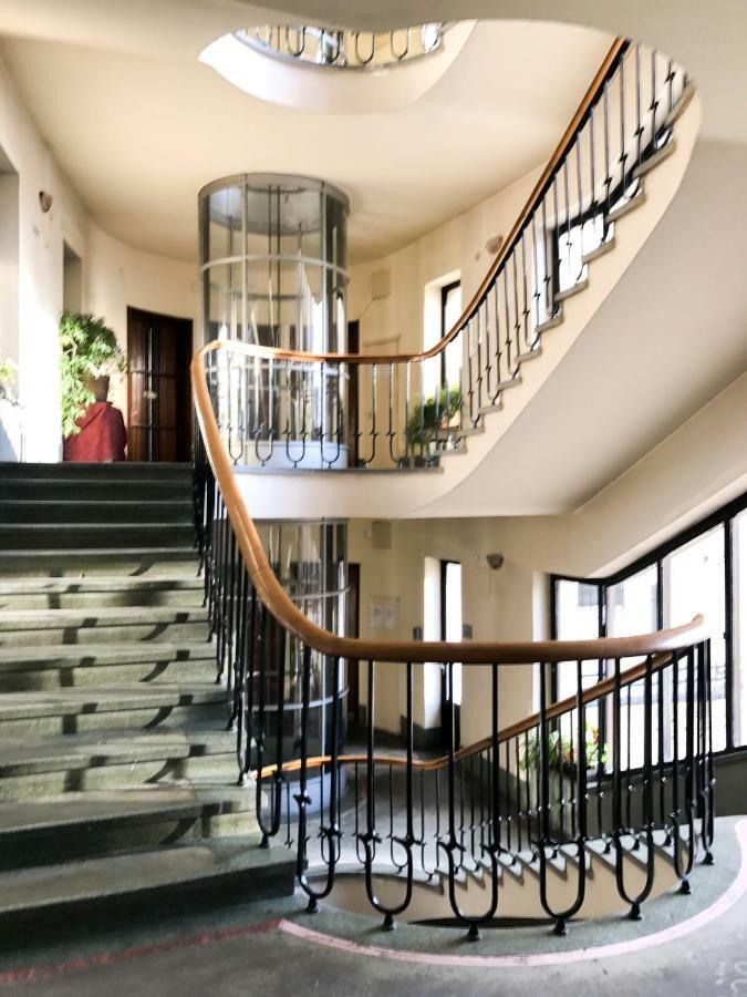 Spacious Bauhaus Icon Flat With Fitness Room In Central Buda, Close To The River And Margaret Island Будапешт Экстерьер фото
